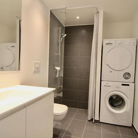 아파트 Beautiful 2-bed W Balcony In Orestaden